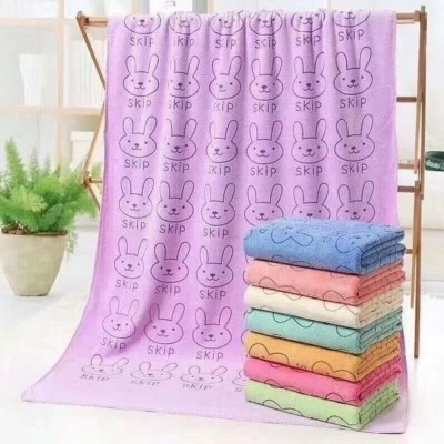 حوله خرگوشی استخری